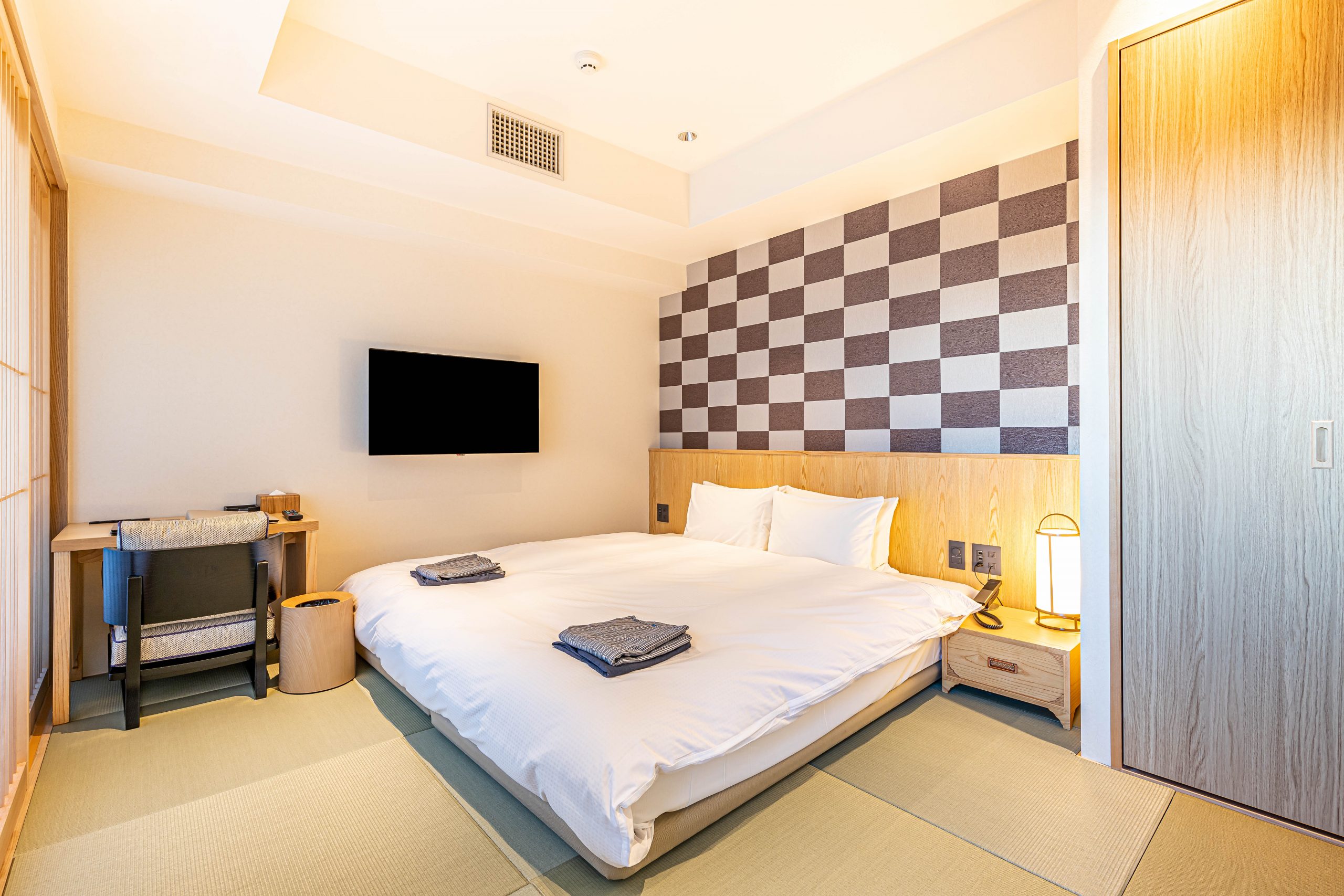 ロフトベッド b-room 浅草 大阪新世界 ザビー おおさかしんせかい the b プレミア ロフトベッド 楽天トラベル